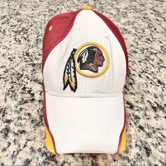 REEBOK 𝅺Washington Redskins On Field Equipment NFL Football L/XL White Red Rare - Picture 1 of 6